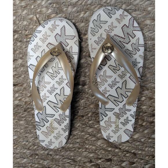 MICHAEL KORS MK FLIP FLOPS JET SET PRINT PVC GOLD SANDALS Size 9 - Picture 2 of 10